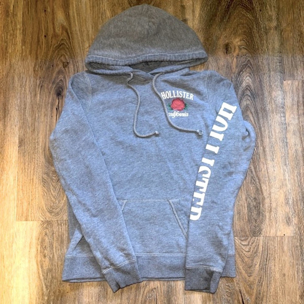 Gently Used Hollister Hoodie - XS
